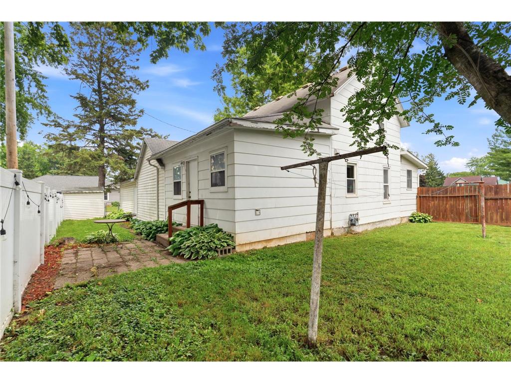 95 1st Avenue NE Elgin MN 55932 7083456 image8