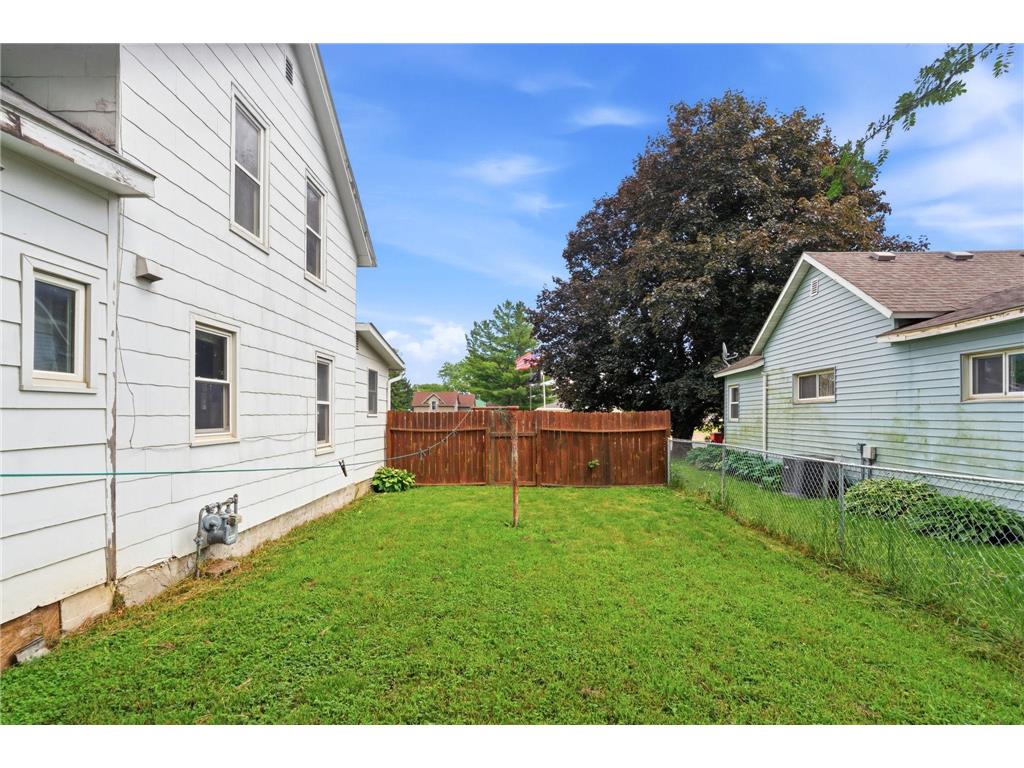 95 1st Avenue NE Elgin MN 55932 7083456 image9