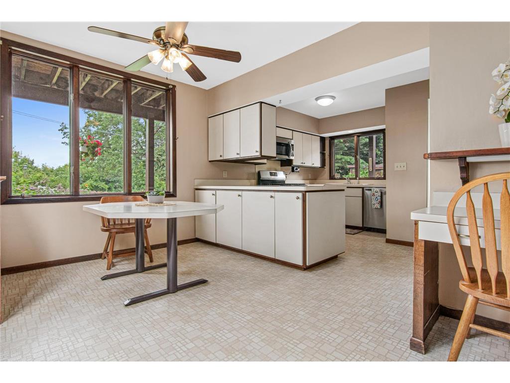 95 Colorado Street W Saint Paul MN 55107 - Mississippi 6796482 image17