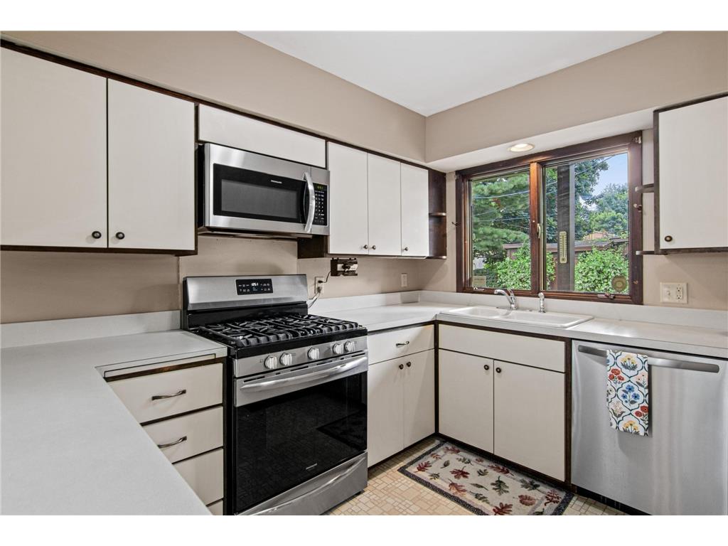 95 Colorado Street W Saint Paul MN 55107 - Mississippi 6796482 image20