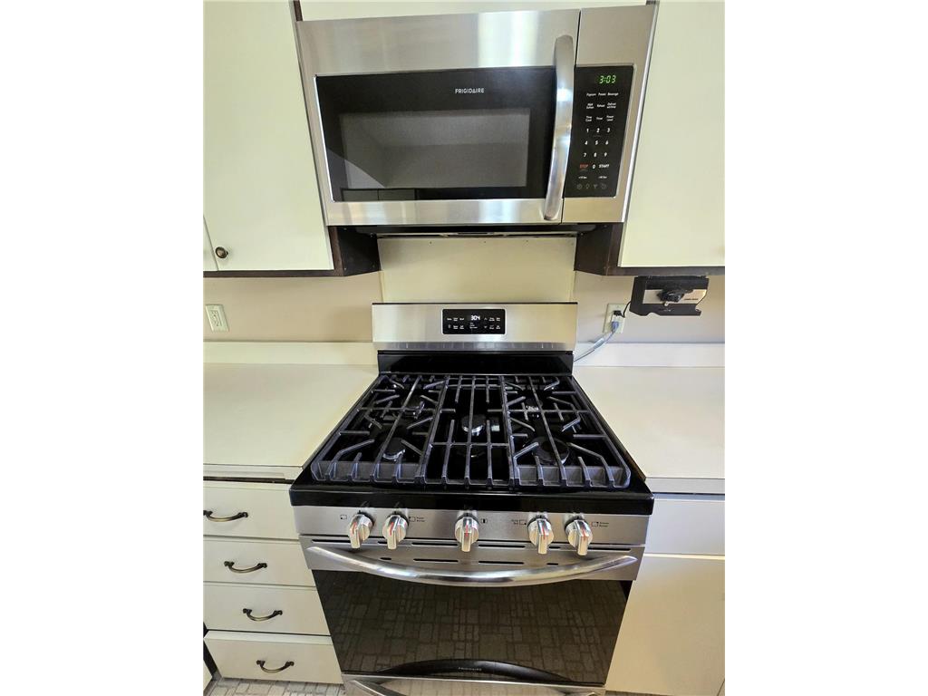 95 Colorado Street W Saint Paul MN 55107 - Mississippi 6796482 image21