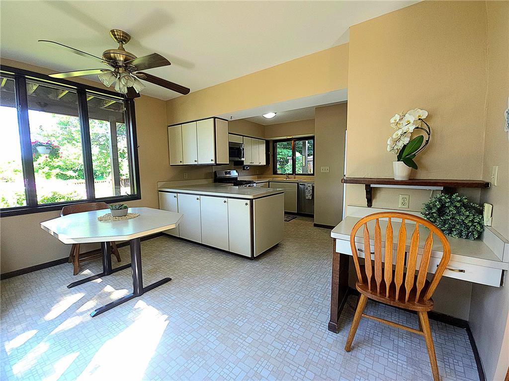 95 Colorado Street W Saint Paul MN 55107 - Mississippi 6796482 image23