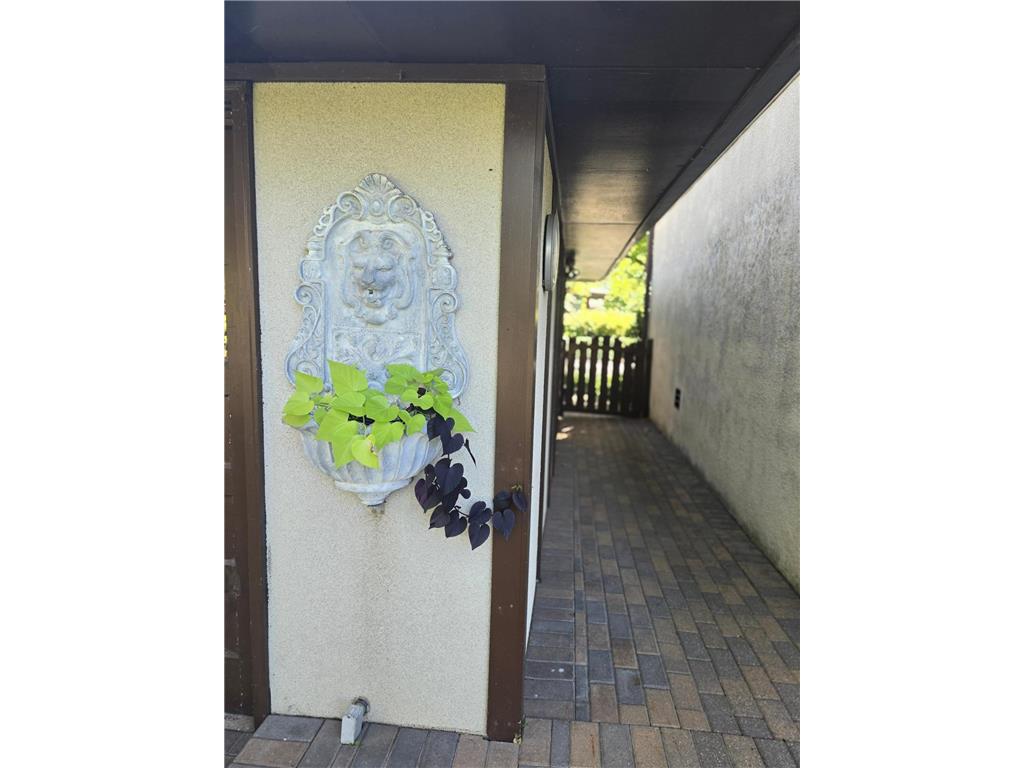 95 Colorado Street W Saint Paul MN 55107 - Mississippi 6796482 image66