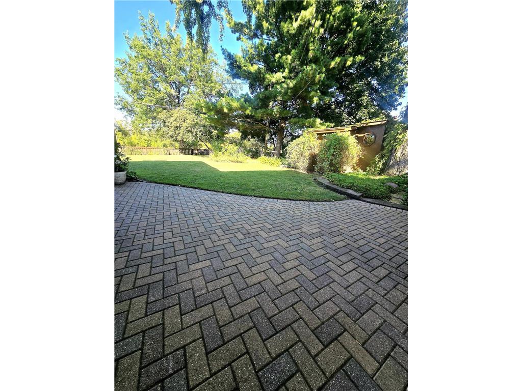 95 Colorado Street W Saint Paul MN 55107 - Mississippi 6796482 image68