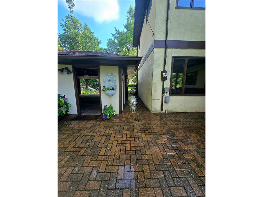 95 Colorado Street W Saint Paul MN 55107 - Mississippi 6796482 image71