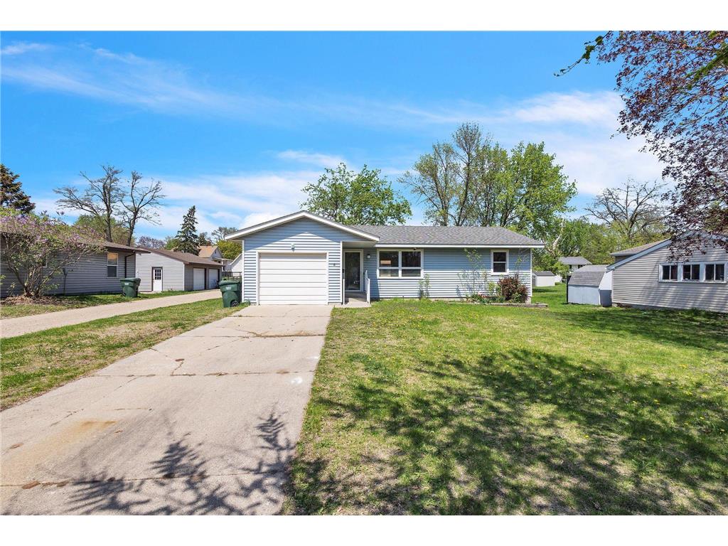 95 Mcleod Avenue NE Hutchinson MN 55350 6717468 image1