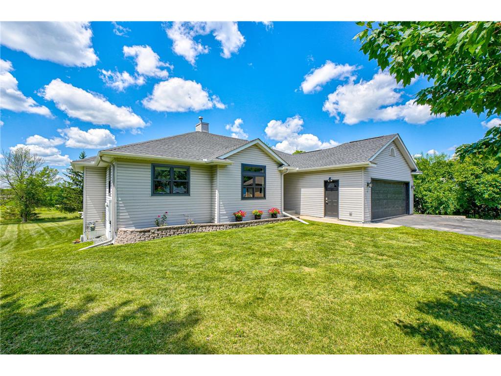 95 Sunwood Valley Lane River Falls WI 54022 6753378 image1