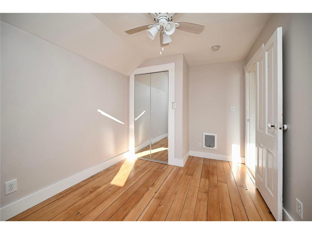 95 Williams Street Lewiston MN 55952 6814673 image17