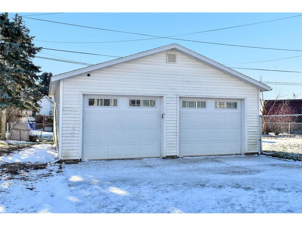 95 Williams Street Lewiston MN 55952 6814673 image3