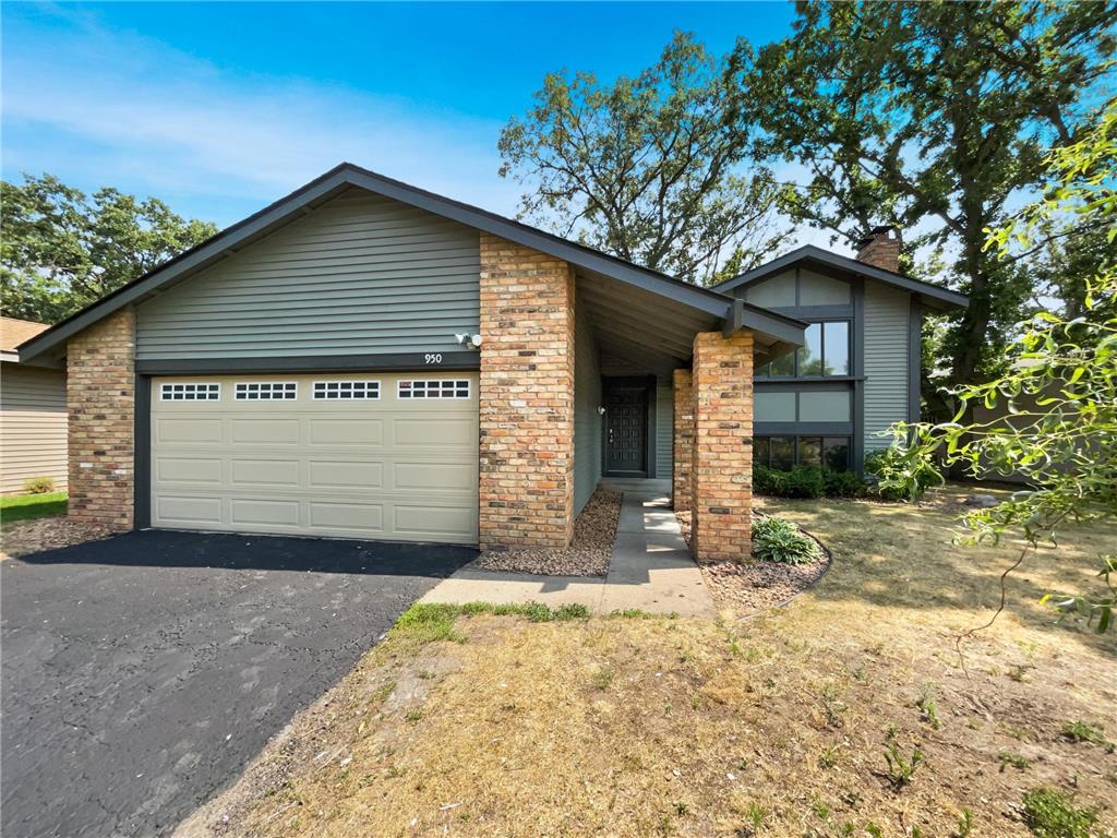 950 124th Lane NW Coon Rapids MN 55448 6392748 image1