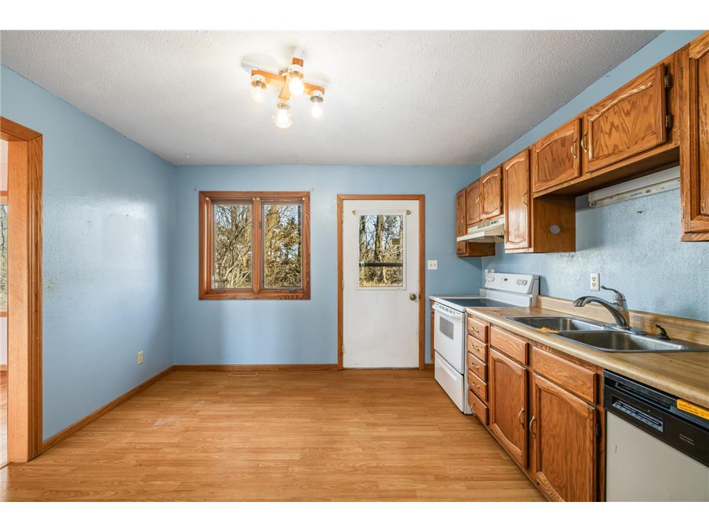 950 31st Street NE Northwood ND 58267 6817350 image15