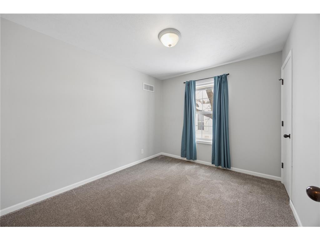 950 Cessna Drive New Brighton MN 55112 7023209 image15