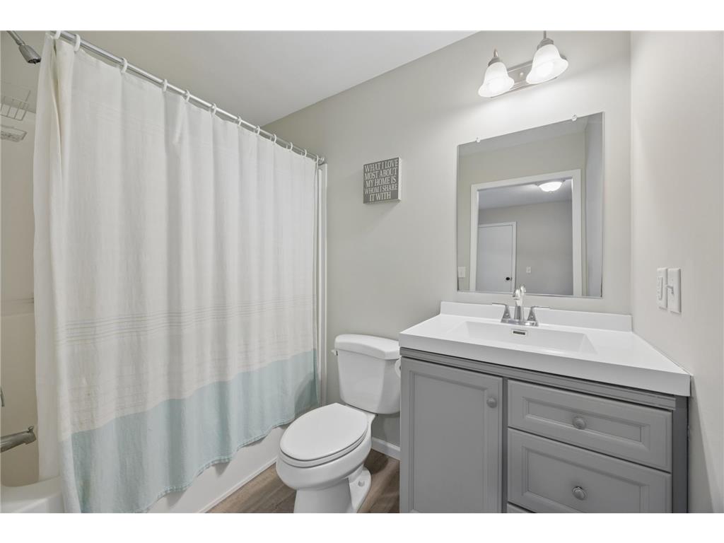 950 Cessna Drive New Brighton MN 55112 7099327 image9