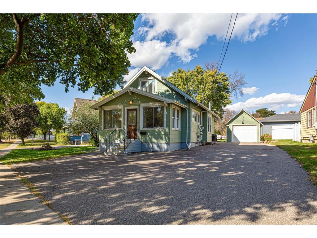 950 E Main Street Mankato MN 56001 6800155 image1