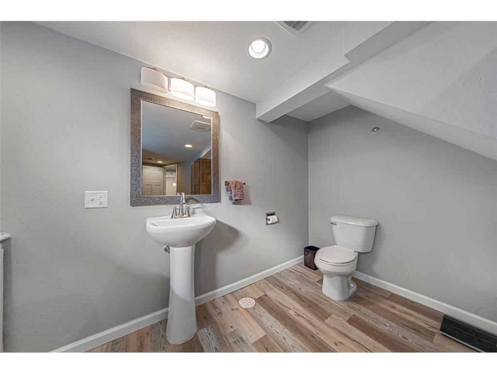 950 E Main Street Mankato MN 56001 6800155 image28