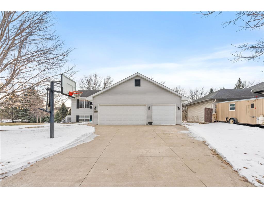 950 Herbert Street Jordan MN 55352 7019868 image2