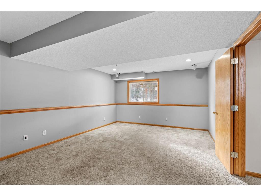 950 Herbert Street Jordan MN 55352 7019868 image24
