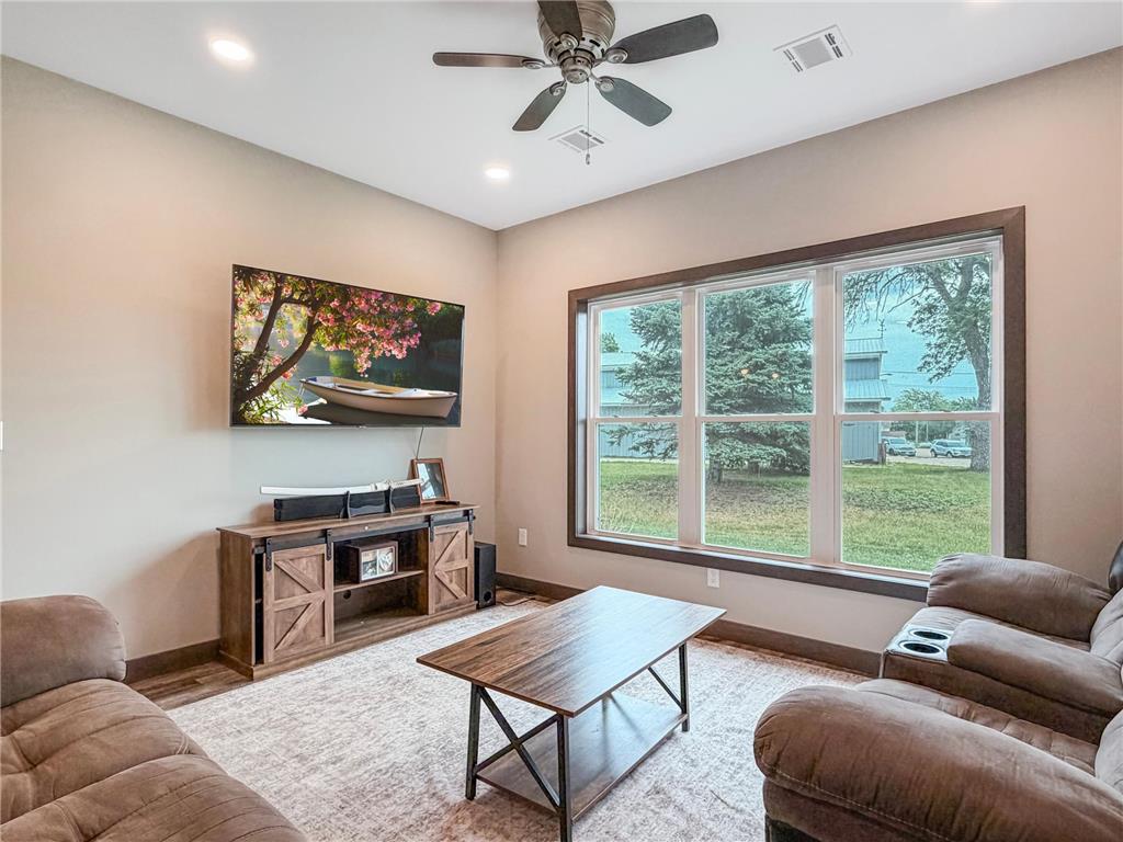 950 W 1st Avenue Edgerton MN 56128 7075053 image13