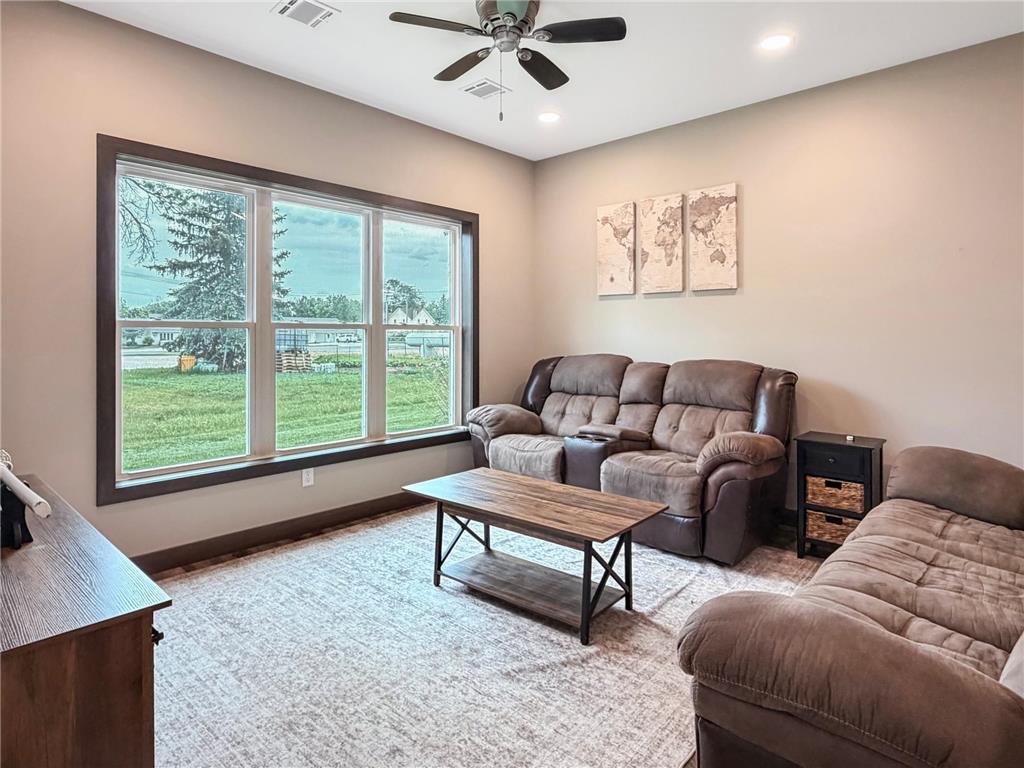 950 W 1st Avenue Edgerton MN 56128 7075053 image14