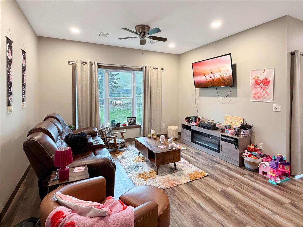 950 W 1st Avenue Edgerton MN 56128 7075053 image40
