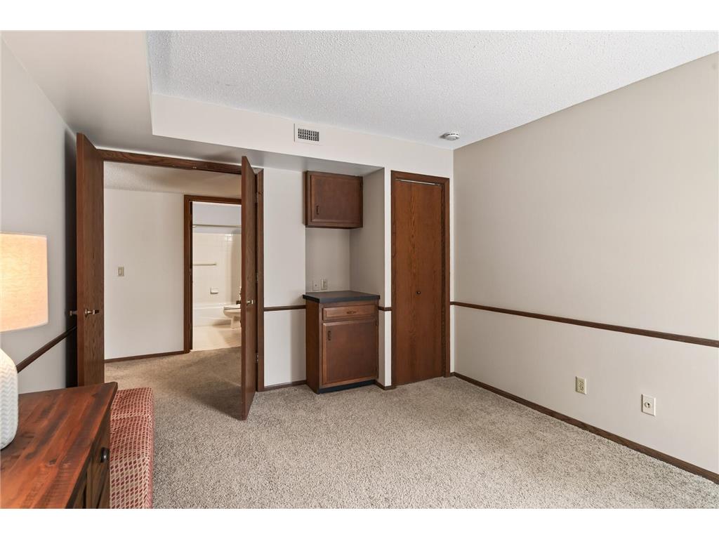 9500 Collegeview Road #112 Bloomington MN 55437 7009672 image15
