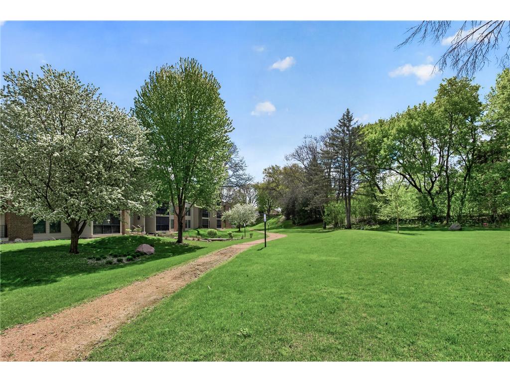 9500 Collegeview Road #112 Bloomington MN 55437 7009672 image30