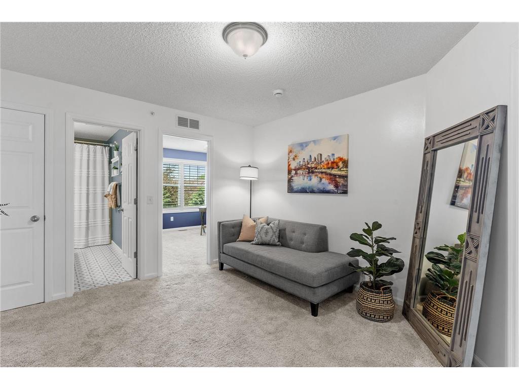 9500 Washington Boulevard #4 Chanhassen MN 55317 7083884 image20