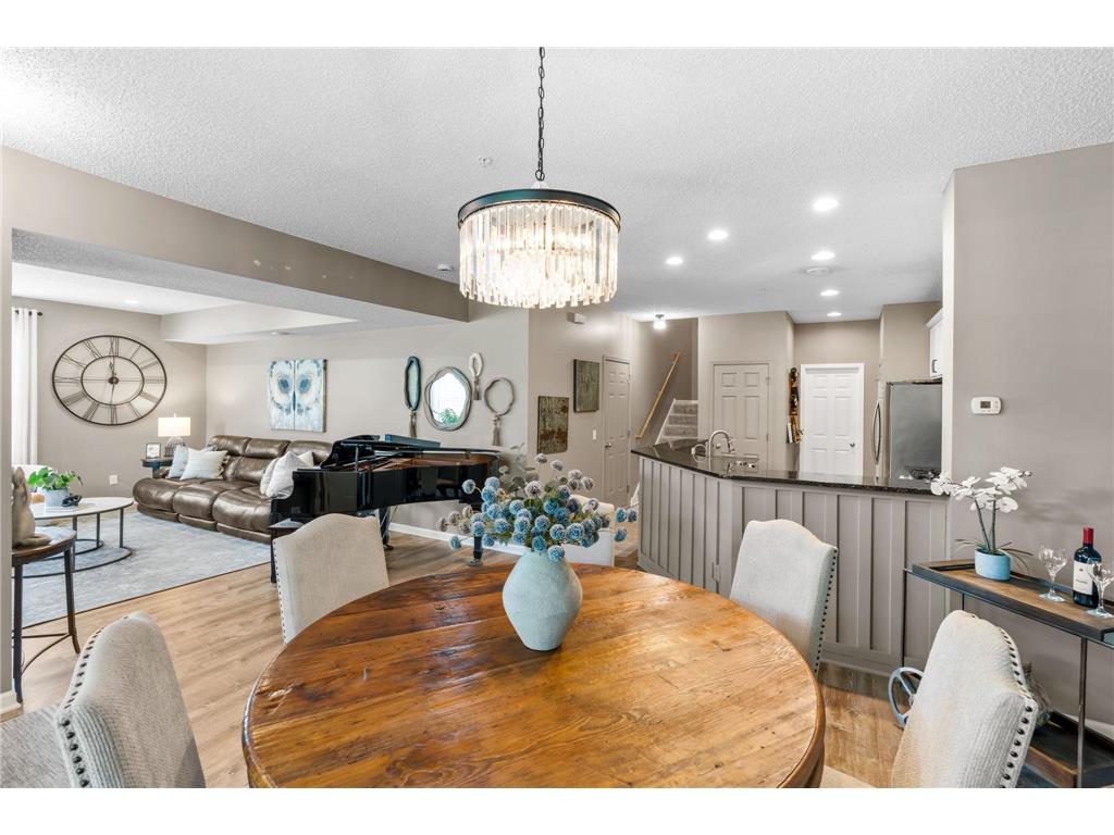 9500 Washington Boulevard #4 Chanhassen MN 55317 7083884 image4