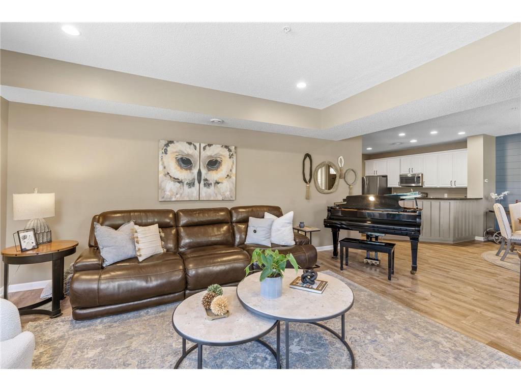 9500 Washington Boulevard #4 Chanhassen MN 55317 7083884 image8