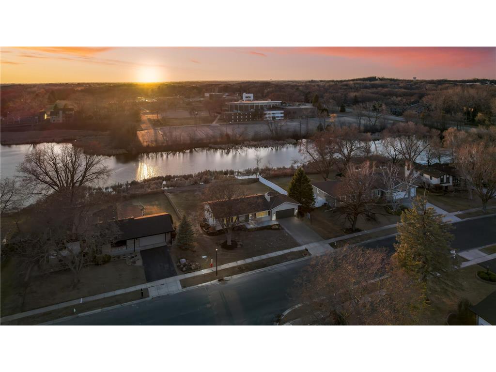 9500 Yosemite Road Bloomington MN 55437 6697662 image1