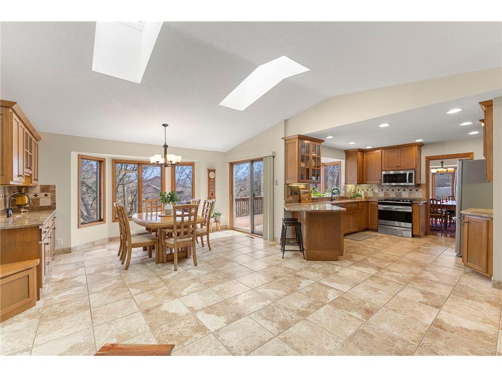 9506 Riverview Avenue Bloomington MN 55425 7017160 image19