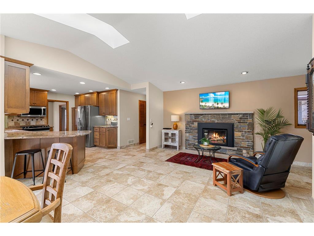 9506 Riverview Avenue Bloomington MN 55425 7017160 image21