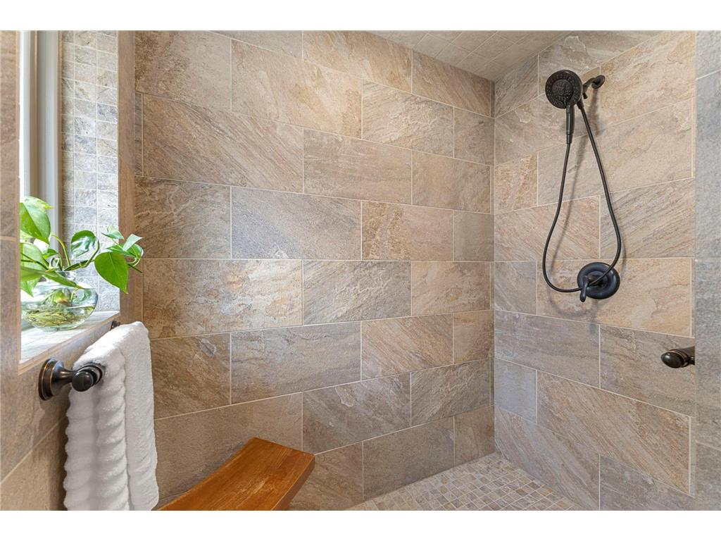 9506 Riverview Avenue Bloomington MN 55425 7017160 image31