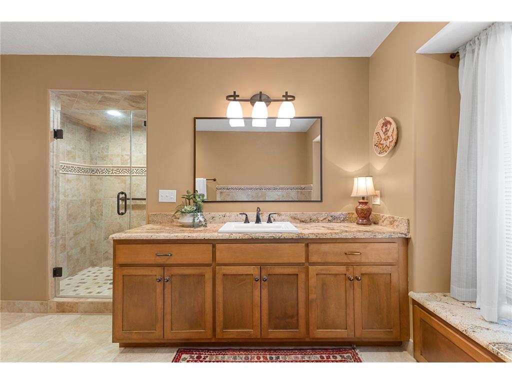 9506 Riverview Avenue Bloomington MN 55425 7017160 image34