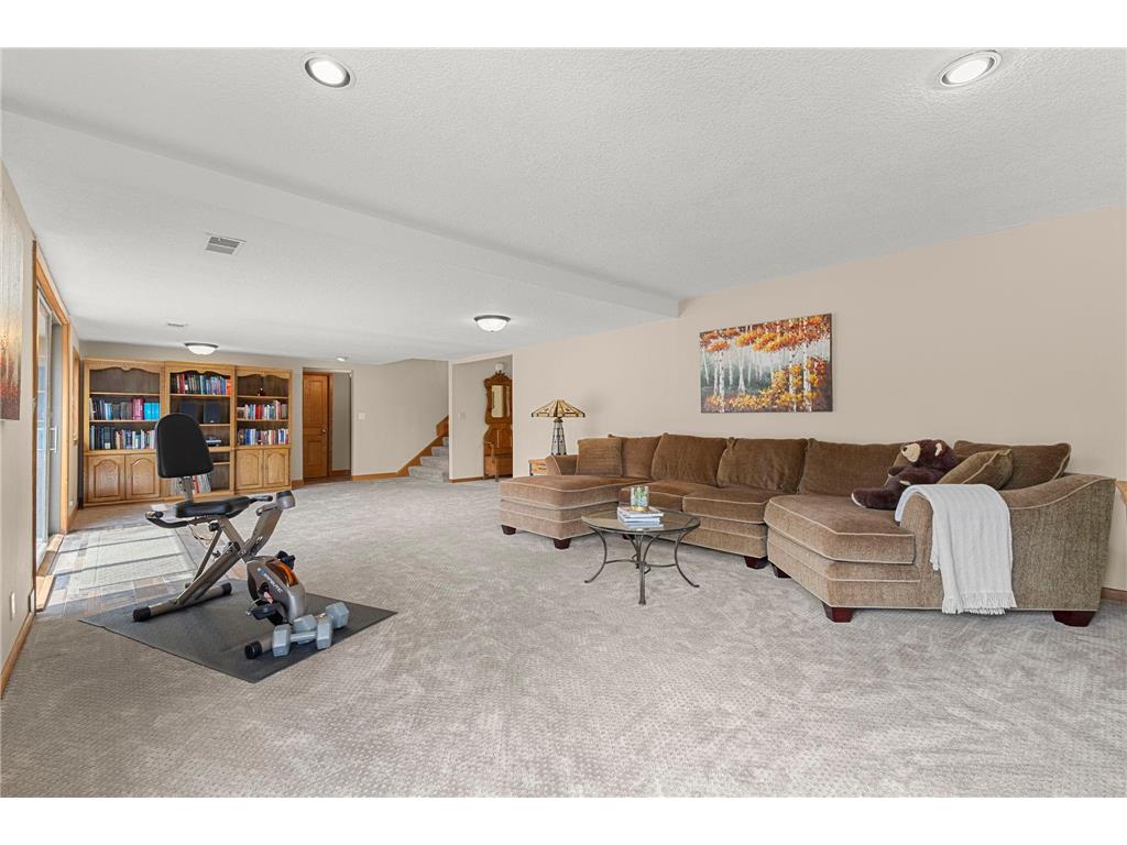 9506 Riverview Avenue Bloomington MN 55425 7017160 image37