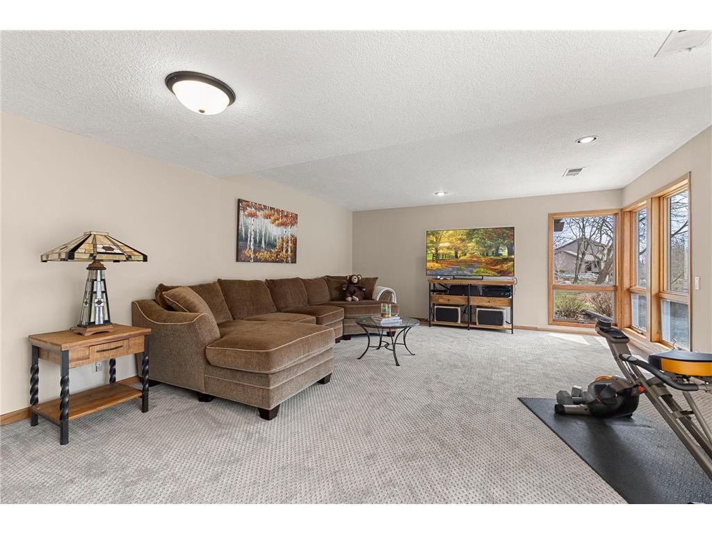 9506 Riverview Avenue Bloomington MN 55425 7017160 image39