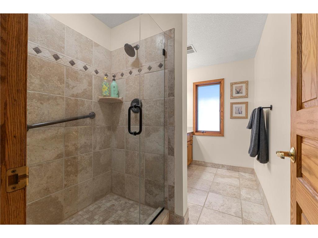 9506 Riverview Avenue Bloomington MN 55425 7017160 image41