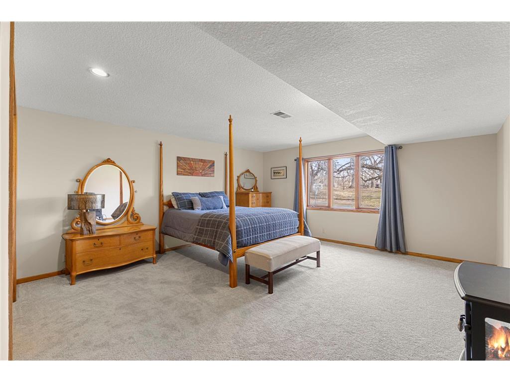 9506 Riverview Avenue Bloomington MN 55425 7017160 image44