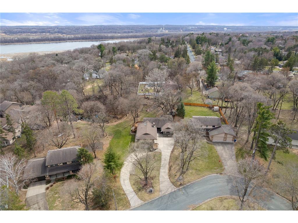 9506 Riverview Avenue Bloomington MN 55425 7017160 image75