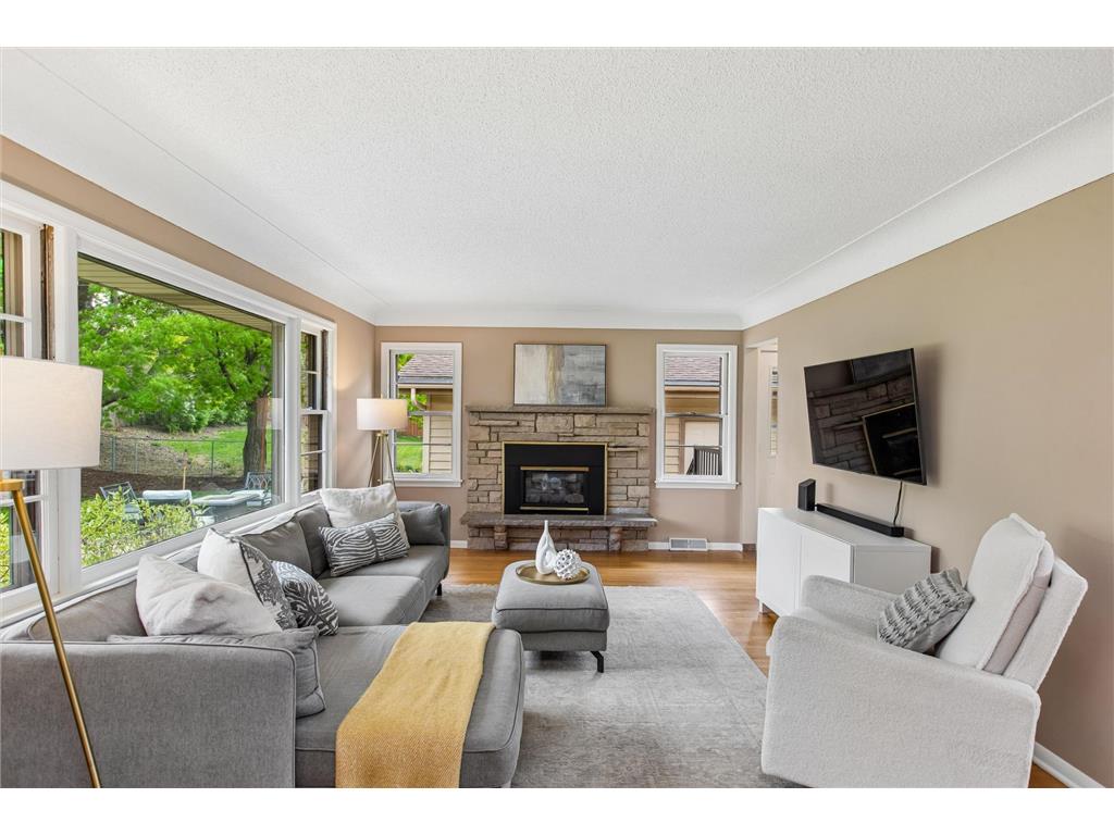 9509 Briar Circle Bloomington MN 55437 7070852 image13