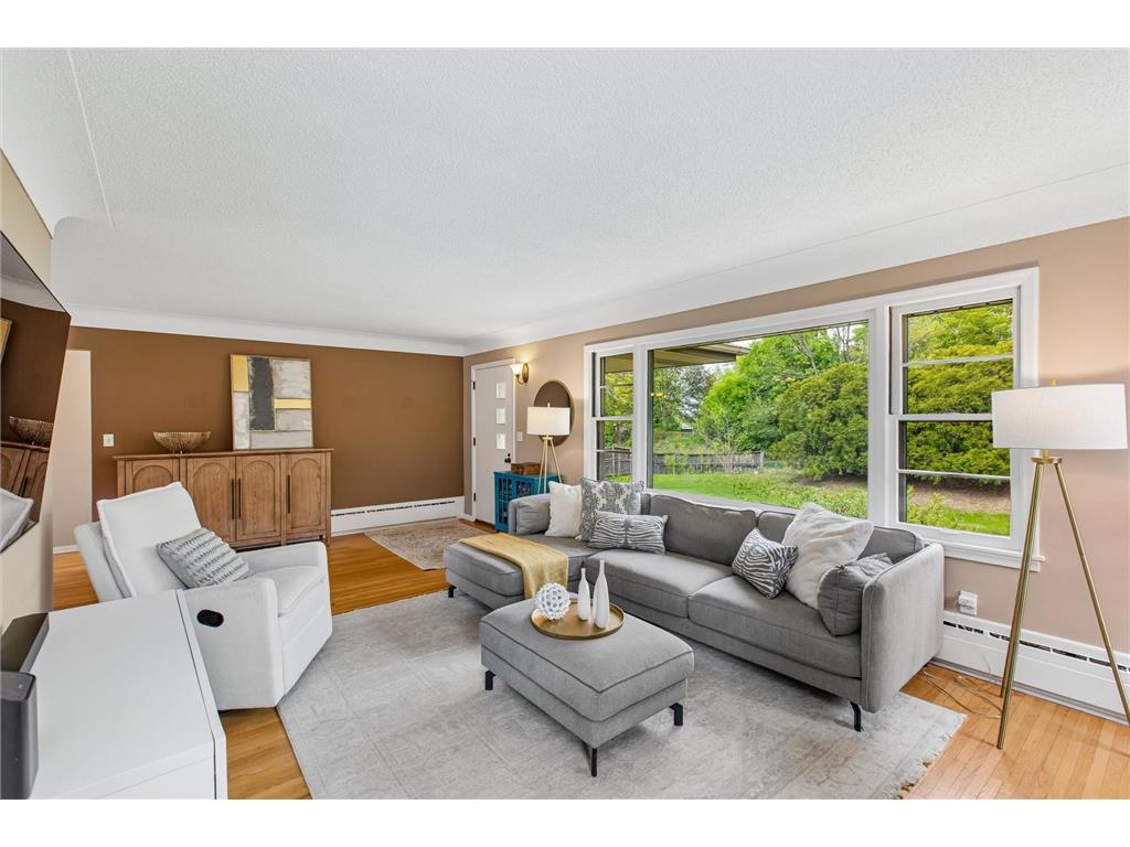 9509 Briar Circle Bloomington MN 55437 7070852 image14