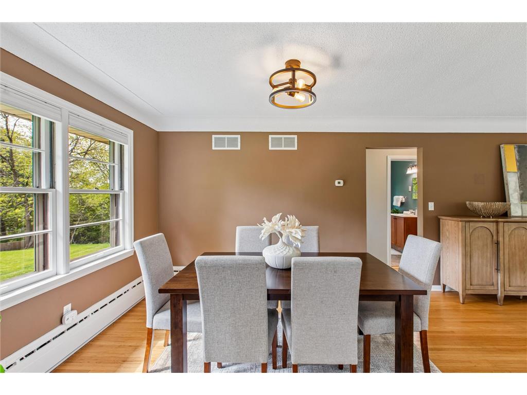 9509 Briar Circle Bloomington MN 55437 7070852 image21