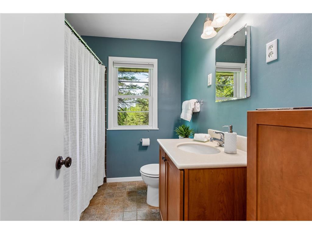 9509 Briar Circle Bloomington MN 55437 7070852 image24