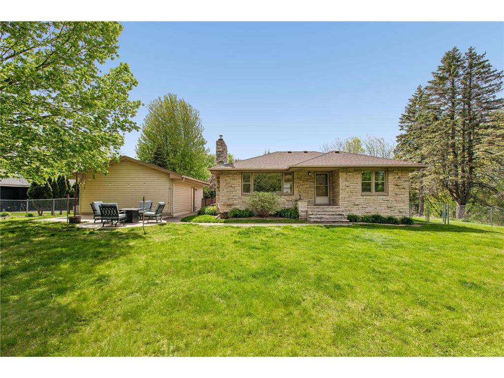 9509 Briar Circle Bloomington MN 55437 7070852 image3