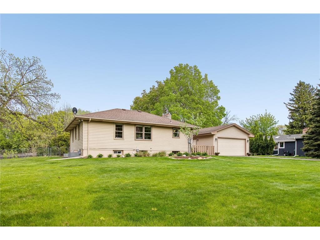 9509 Briar Circle Bloomington MN 55437 7070852 image7