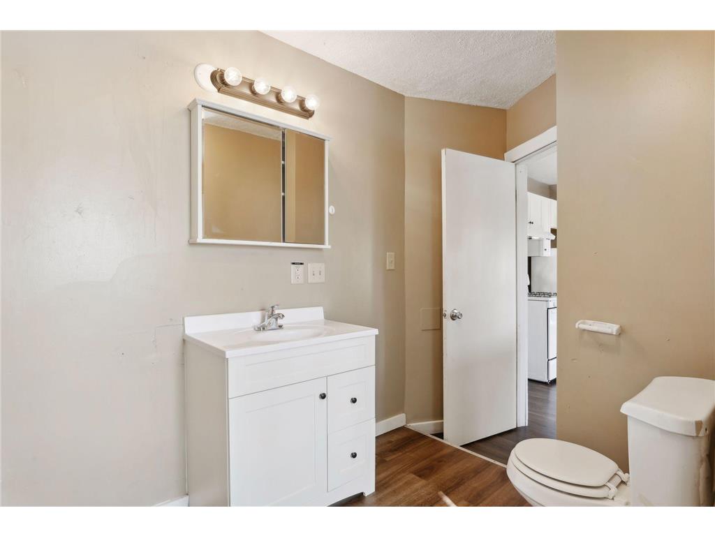 951 Desoto Street Saint Paul MN 55130 7018831 image17