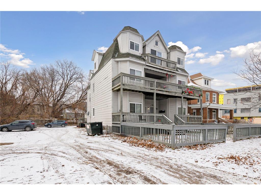 951 Desoto Street Saint Paul MN 55130 7018831 image2
