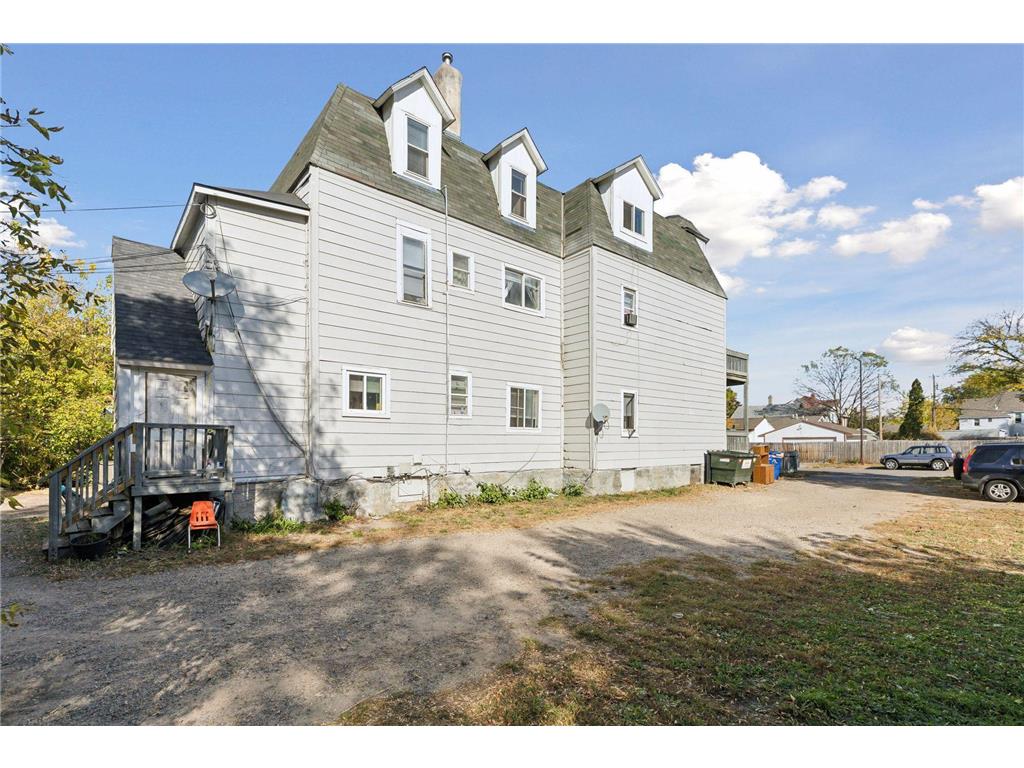 951 Desoto Street Saint Paul MN 55130 7018831 image3