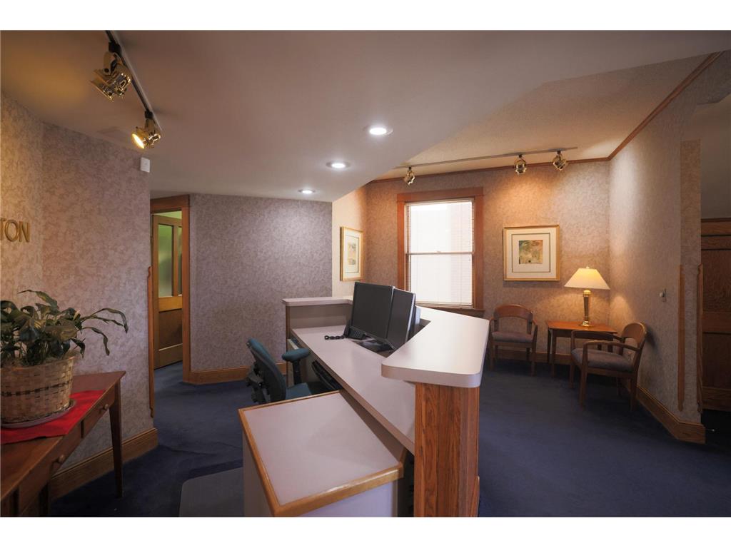 951 Grand Avenue Saint Paul MN 55105 6676714 image16