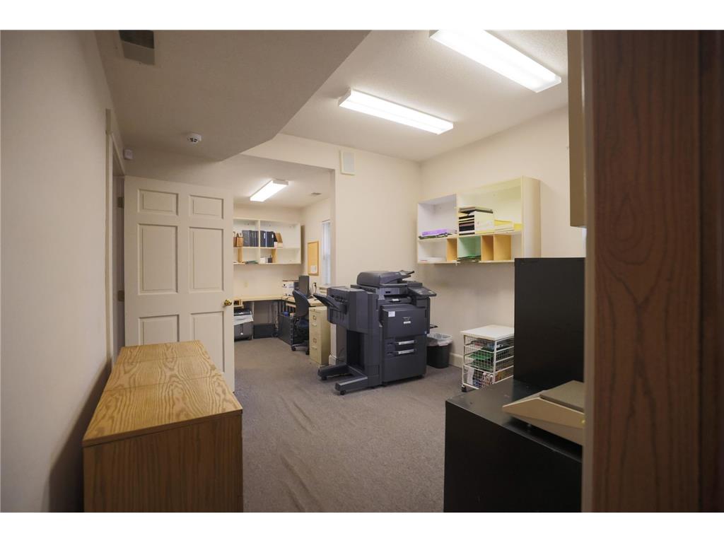 951 Grand Avenue Saint Paul MN 55105 6676714 image20